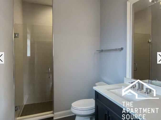 1243 W Oakdale Ave #5W - Photo 5 of 6