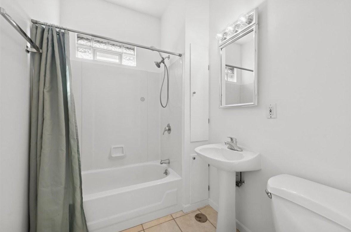 7252 N Bell Ave #1 - Photo 3 of 11