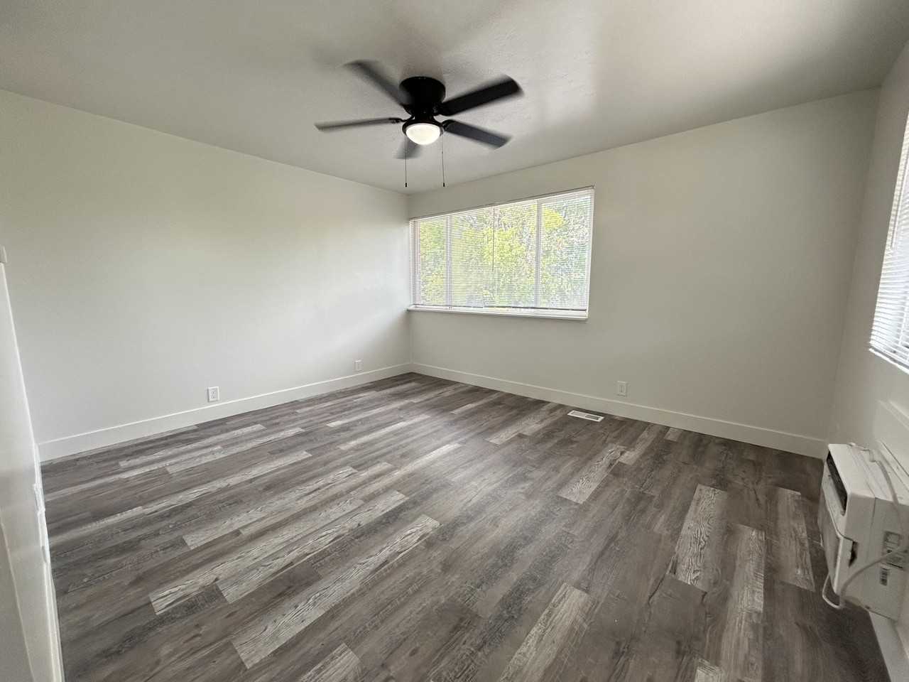1340 S St #12 - Photo 4 of 8