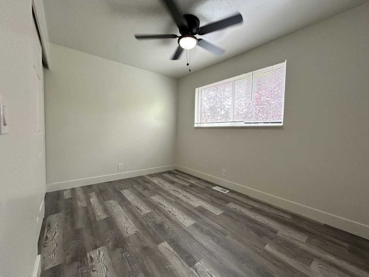 1340 S St #12 - Photo 7 of 8