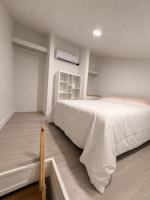 featured image of 2700 Buttonwood Ave #1