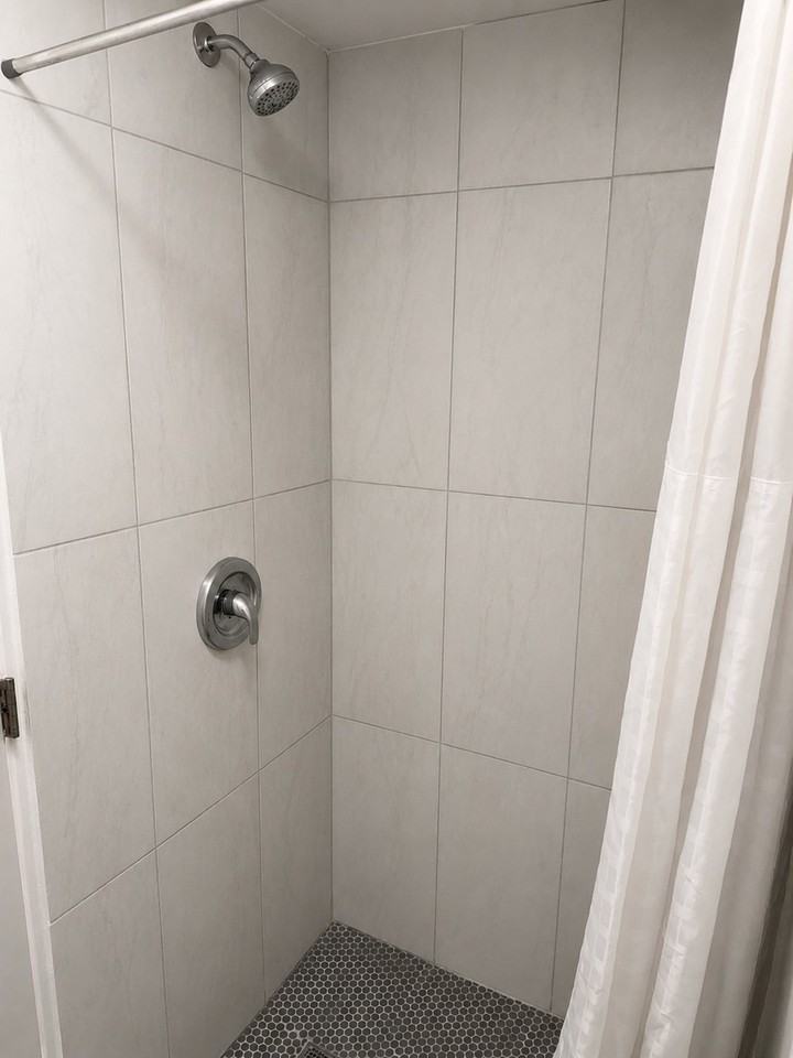 2700 Buttonwood Ave #1 - Photo 4 of 6