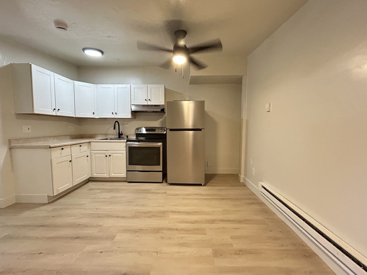 3442 S St #A - Photo 2 of 6