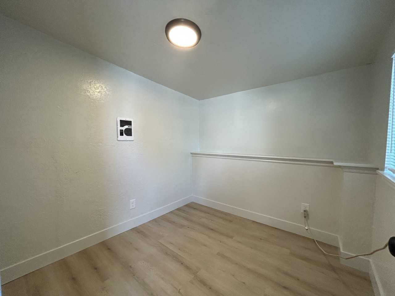 3442 S St #A - Photo 5 of 6