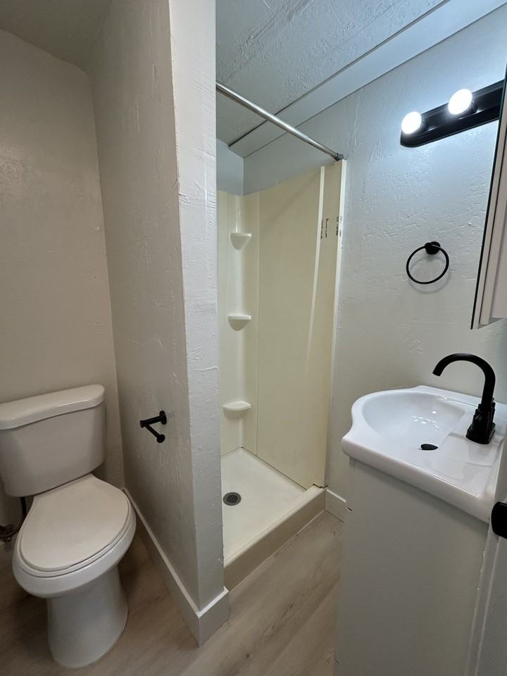 3442 S St #A - Photo 6 of 6