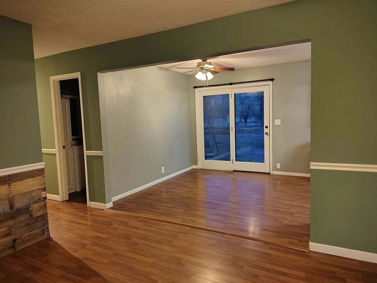 1208 Scott Dr - Photo 3 of 6