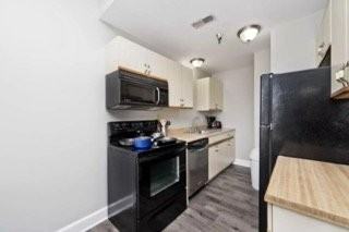 2303030 Estate Blvd - Photo 3 of 12