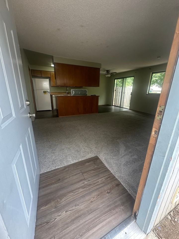 2816 Caples Ave - Photo 6 of 13