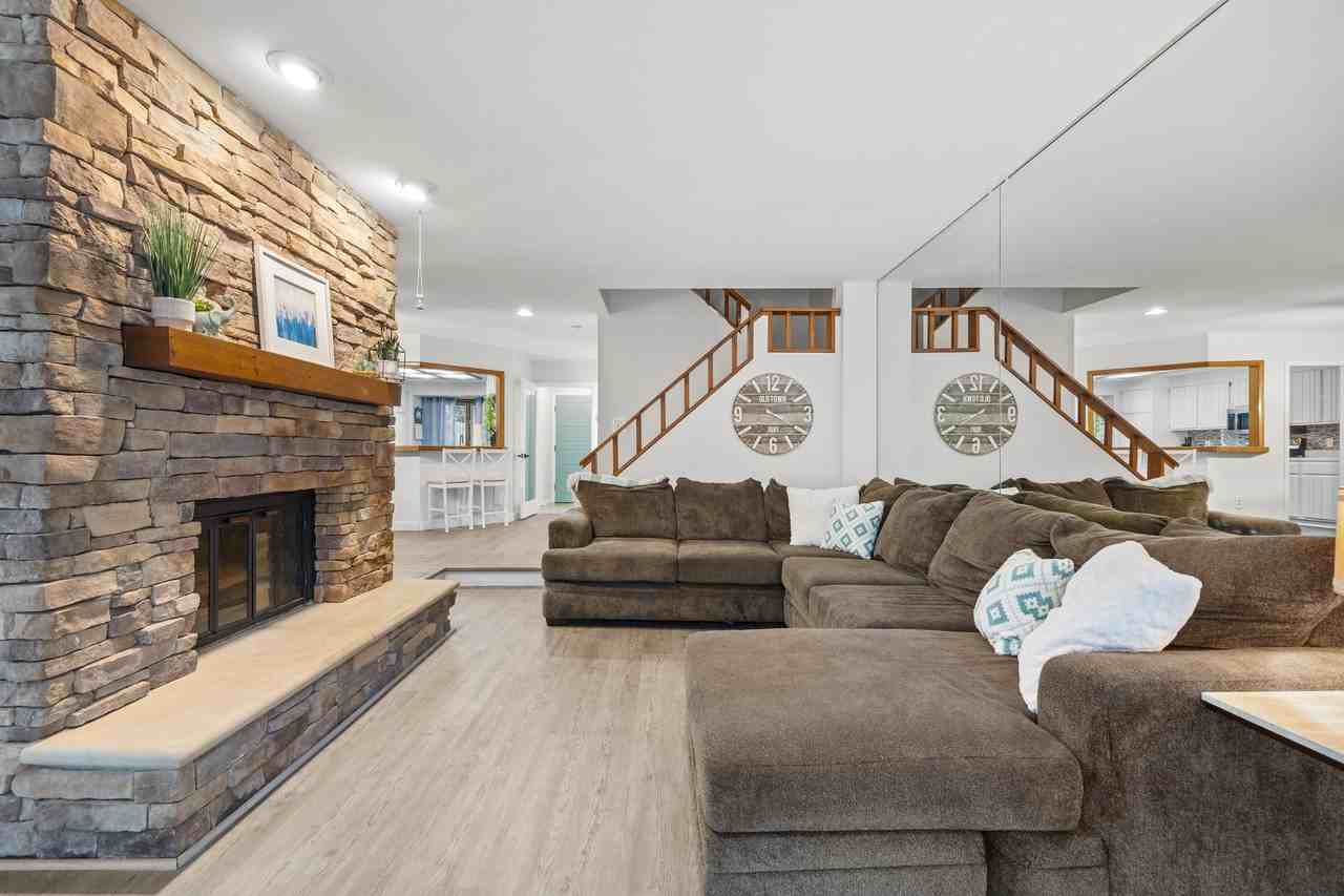 4321 Sunscape Ln - Photo 6 of 14
