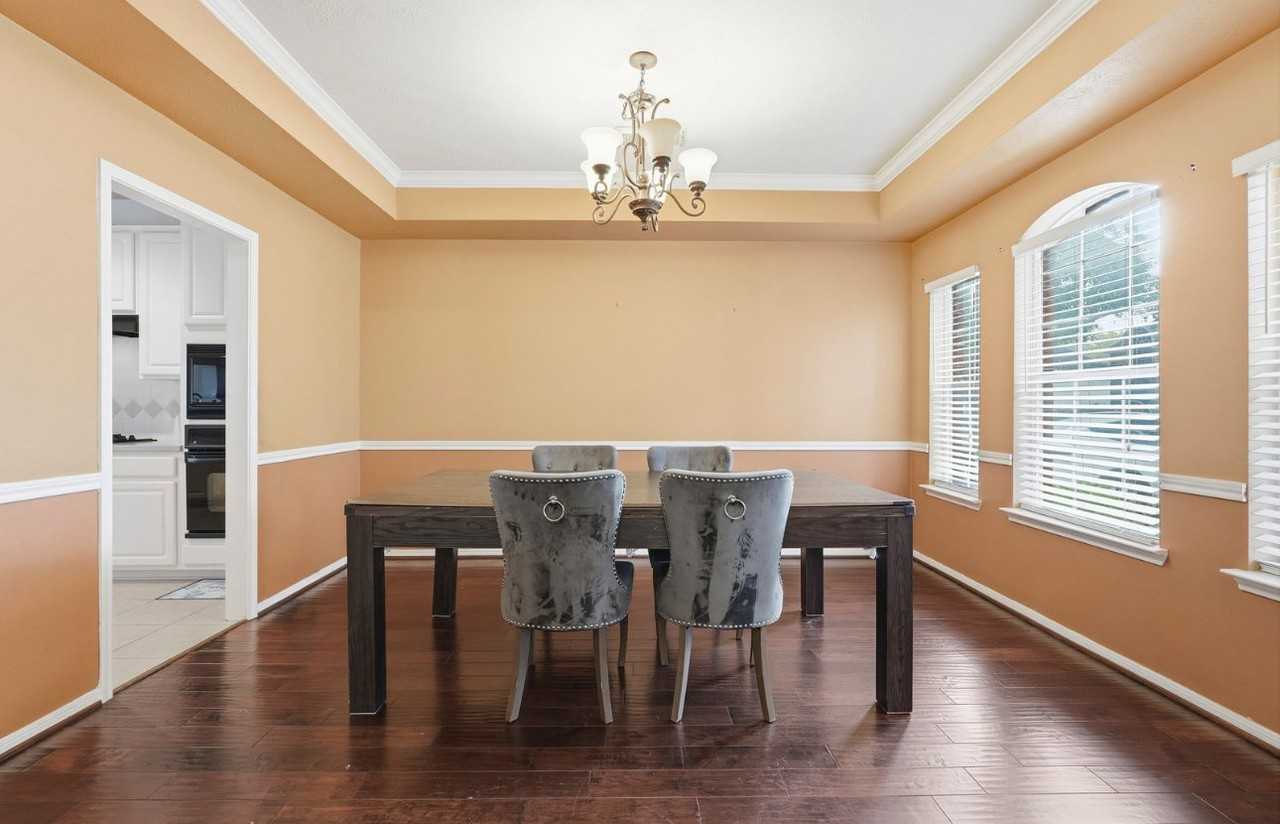 7903 Palmer Place Ln - Photo 3 of 19