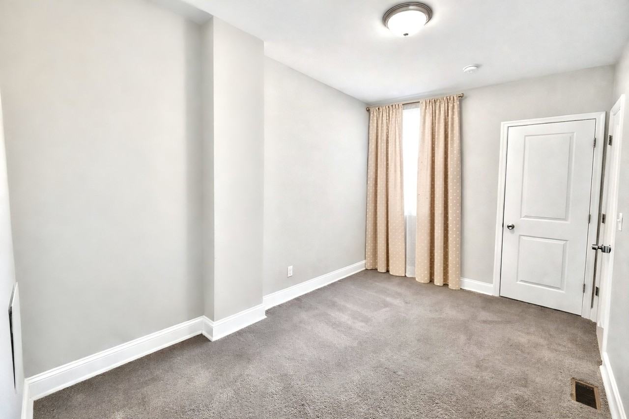 2328 Calverton Heights Ave - Photo 7 of 10