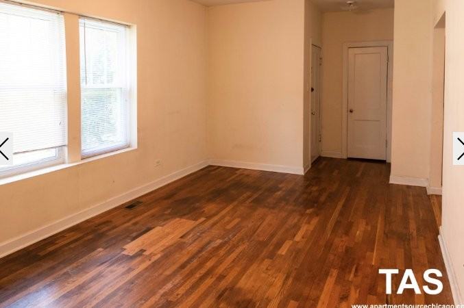 3525 N Broadway St #3 - Photo 6 of 8