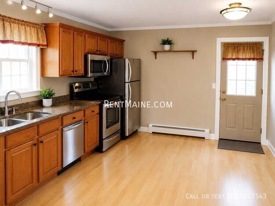 205 Silk St - Photo 3 of 26