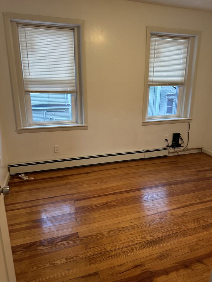 46 Gesler St #2 - Photo 7 of 18