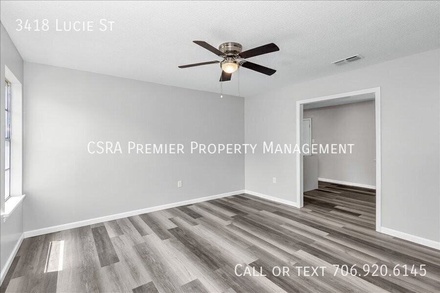 3418 Lucie St - Photo 4 of 18