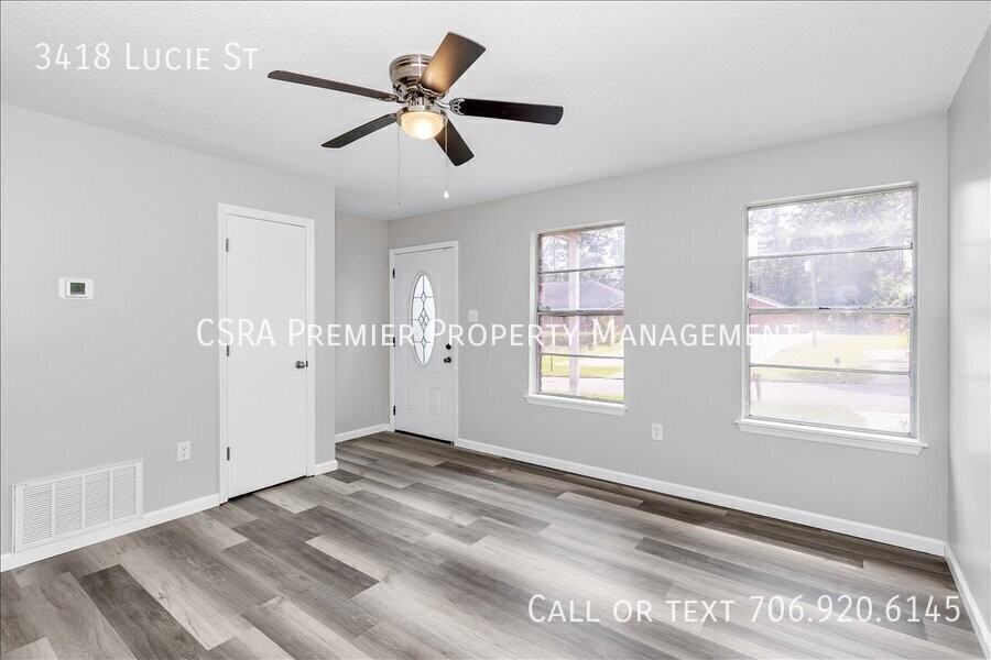 3418 Lucie St - Photo 5 of 18