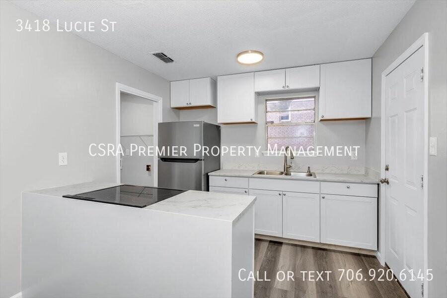 3418 Lucie St - Photo 7 of 18