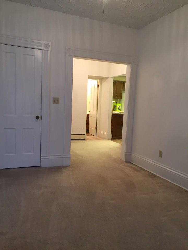 406 Poplar St #406B - Photo 2 of 9