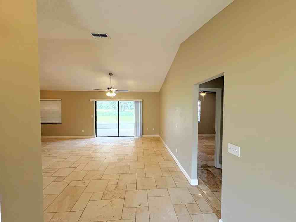 1623 Carter Oaks Dr #NA - Photo 2 of 8