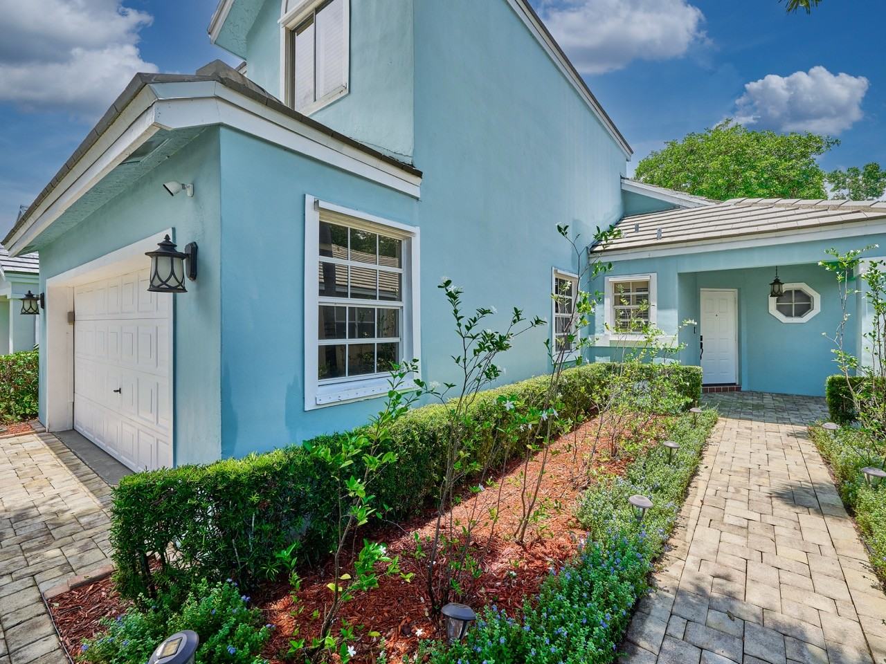 2968 Myrtle Oak Cir #NA - Photo 4 of 50