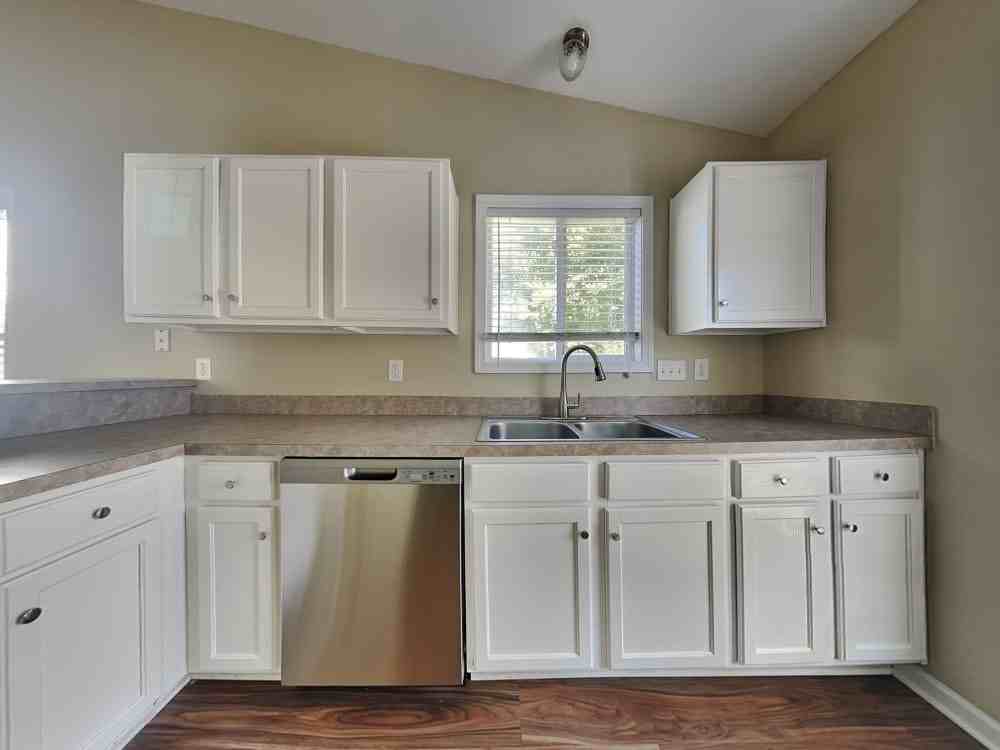2715 Meadow Knoll Dr #NA - Photo 2 of 7