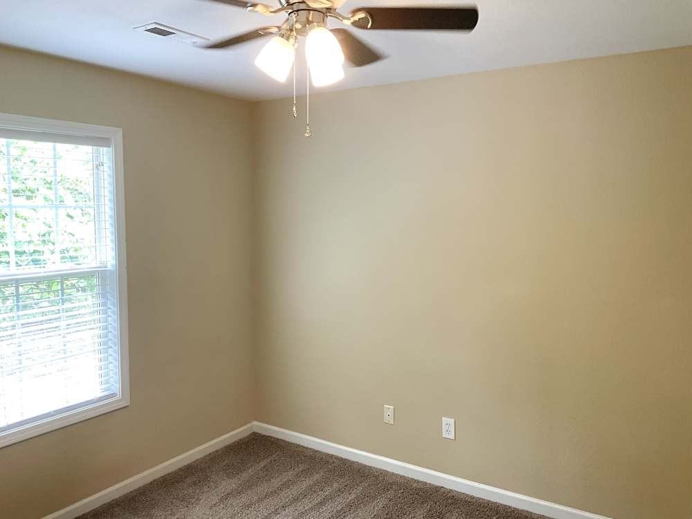 2715 Meadow Knoll Dr #NA - Photo 4 of 7