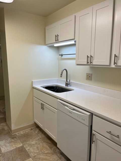 317 Fairmount Ave #G4 - Photo 5 of 9