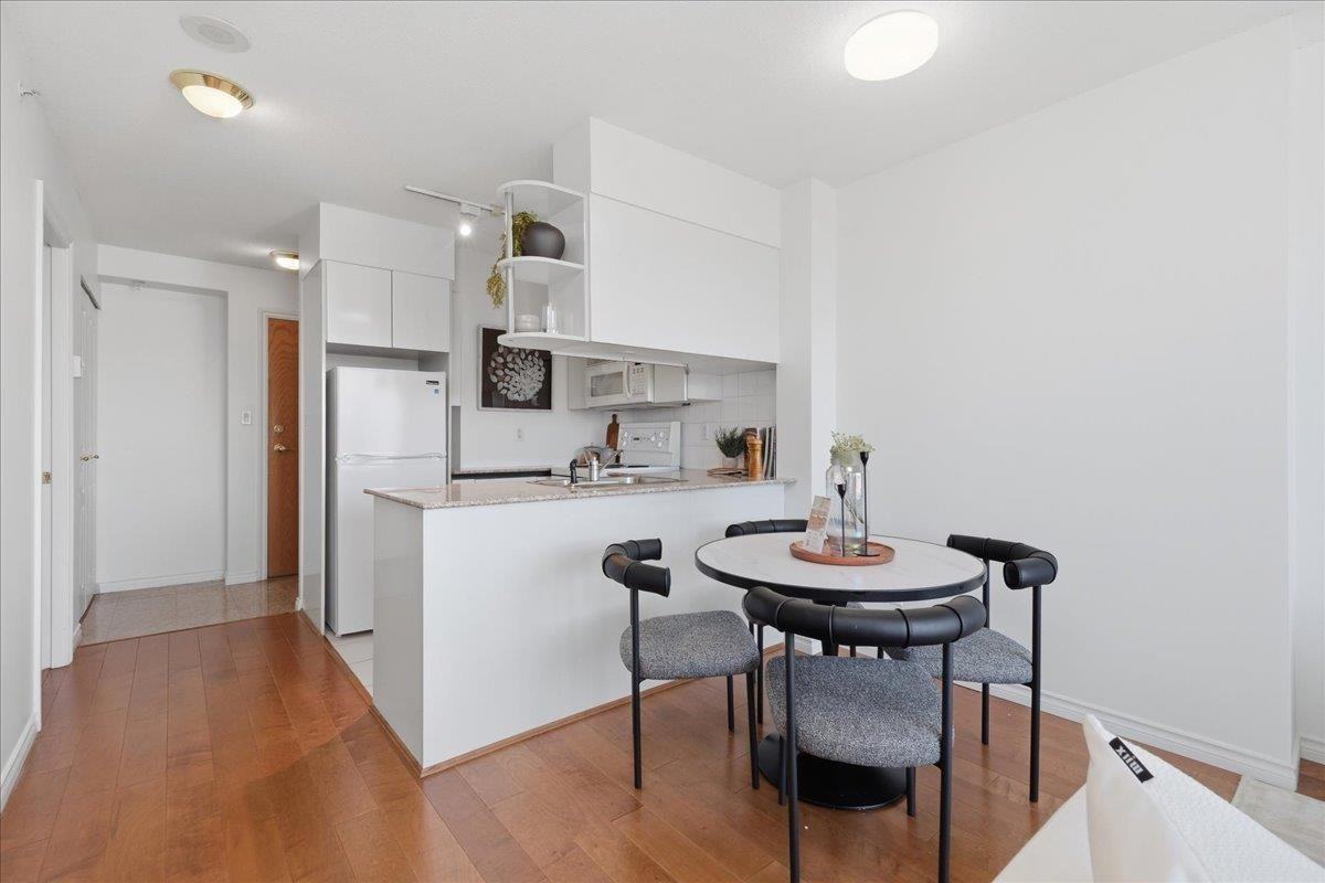 1189 Howe Street #2409 - Photo 7 of 24