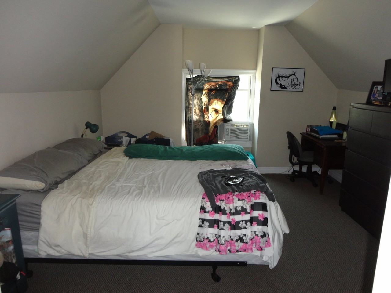 326 Horton St E - Photo 4 of 10