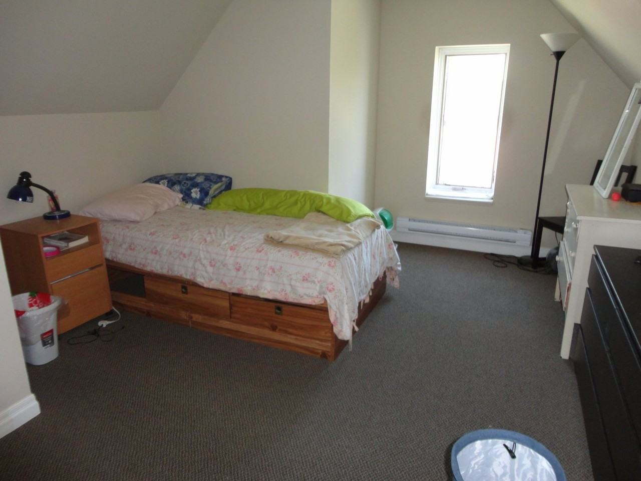 326 Horton St E - Photo 5 of 10