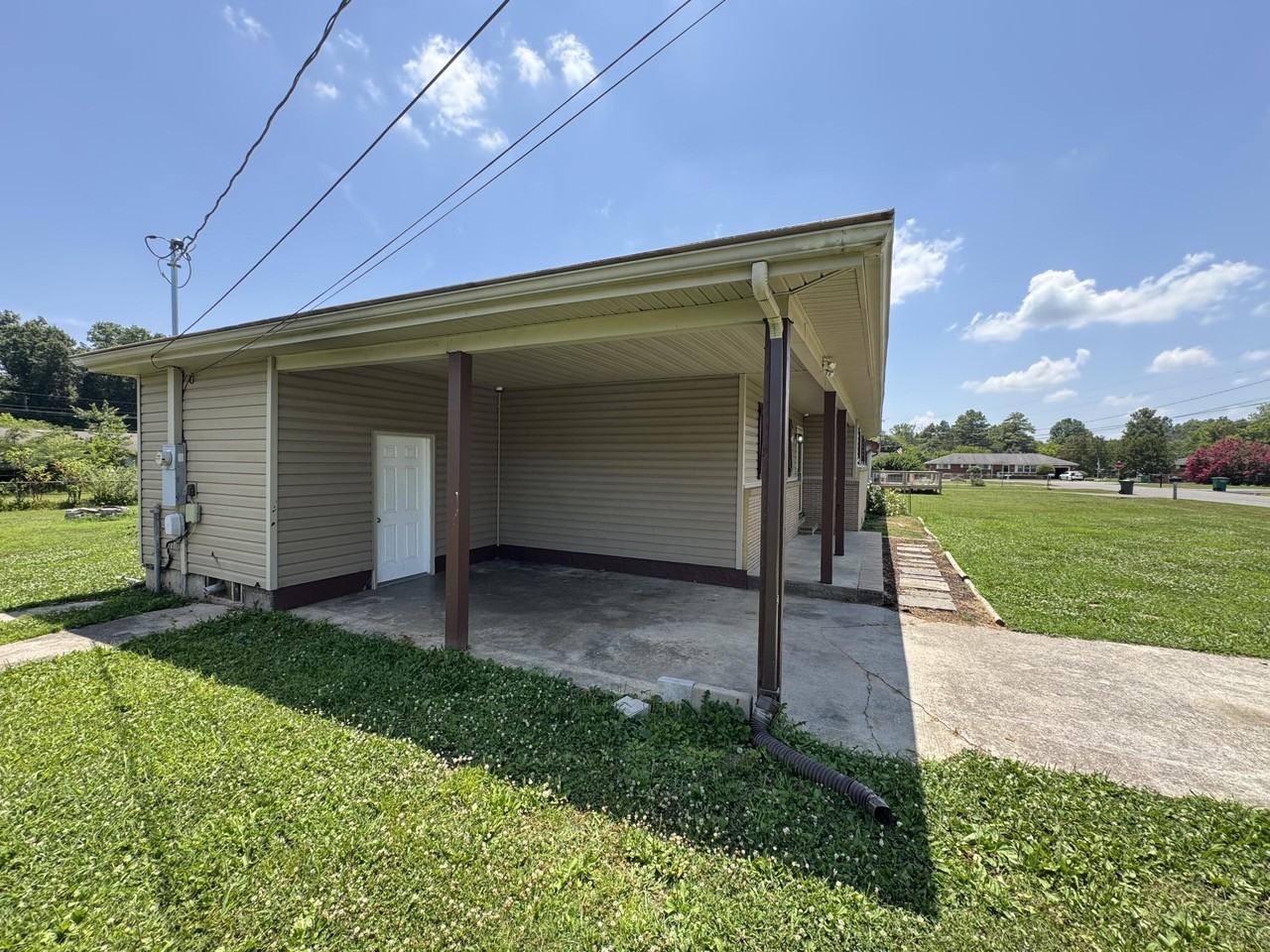 46 Haven Ln - Photo 2 of 19