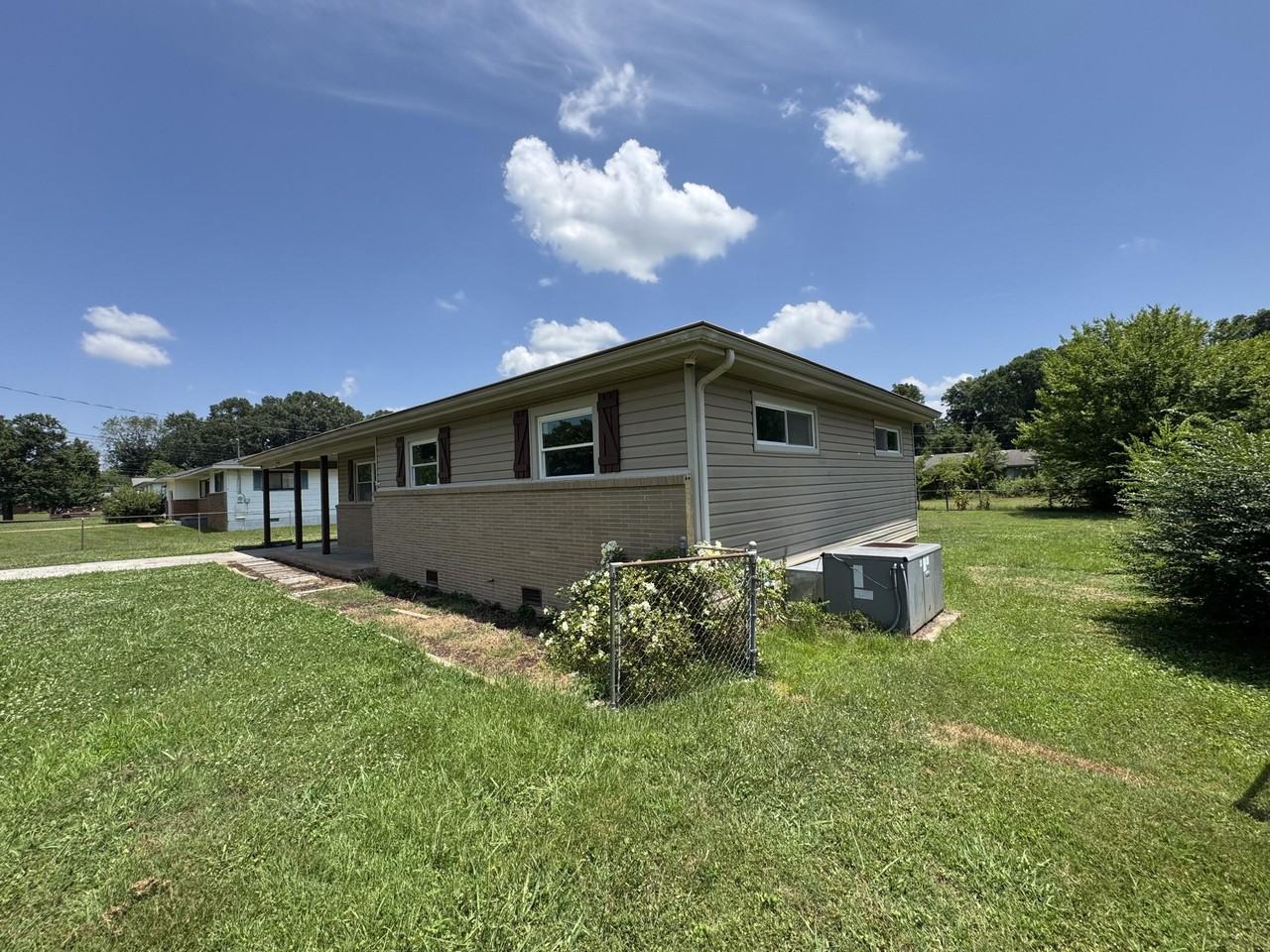 46 Haven Ln - Photo 3 of 19