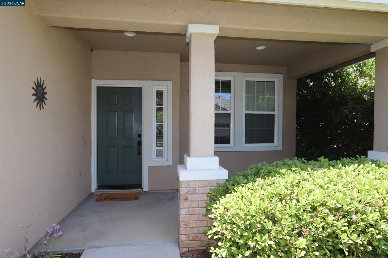 567 Quindell Way - Photo 4 of 21