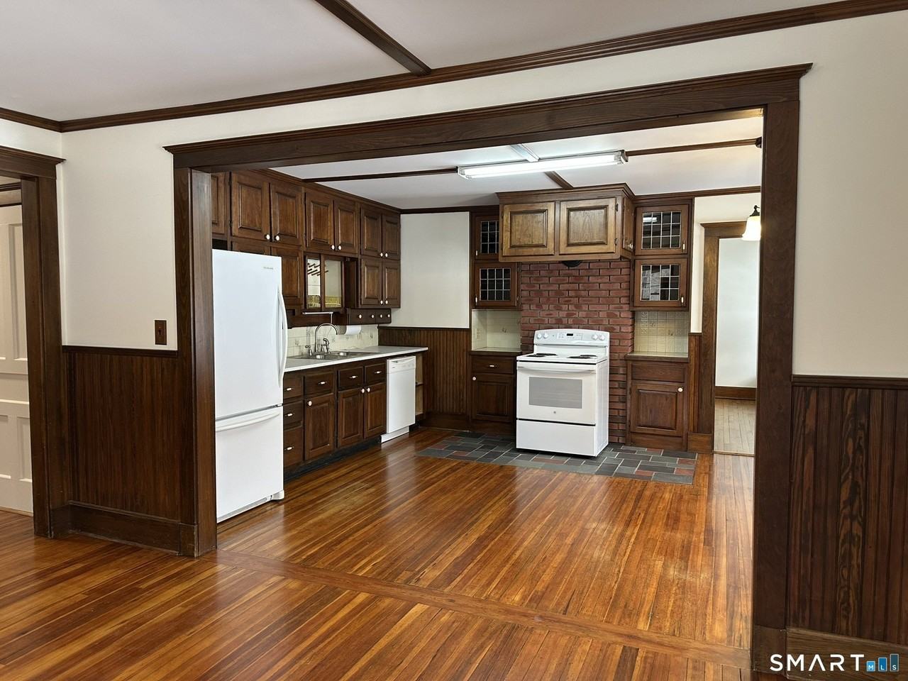 31 State Line Hill Rd #2 - Photo 4 of 14