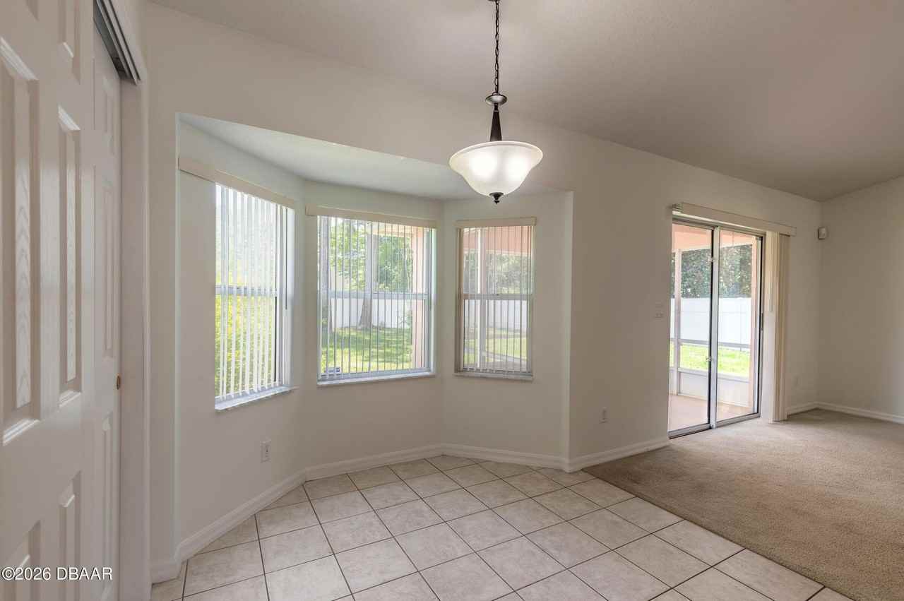 14 Riverdale Ln - Photo 4 of 40