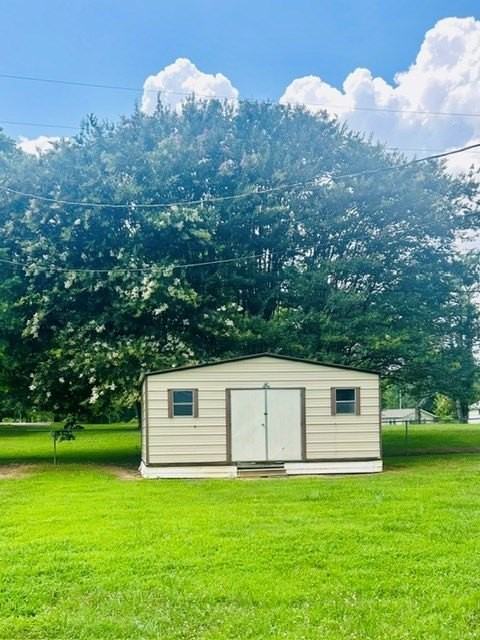 394 Fullers Chapel Rd #E - Photo 3 of 19