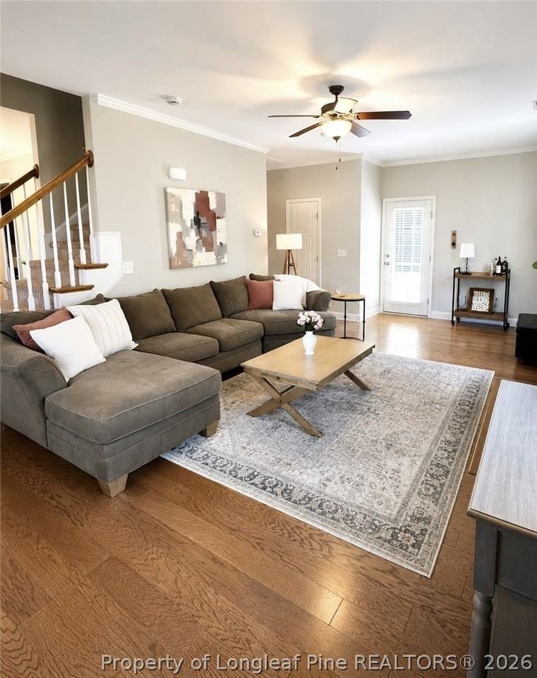 218 Himalayan Rd - Photo 4 of 31