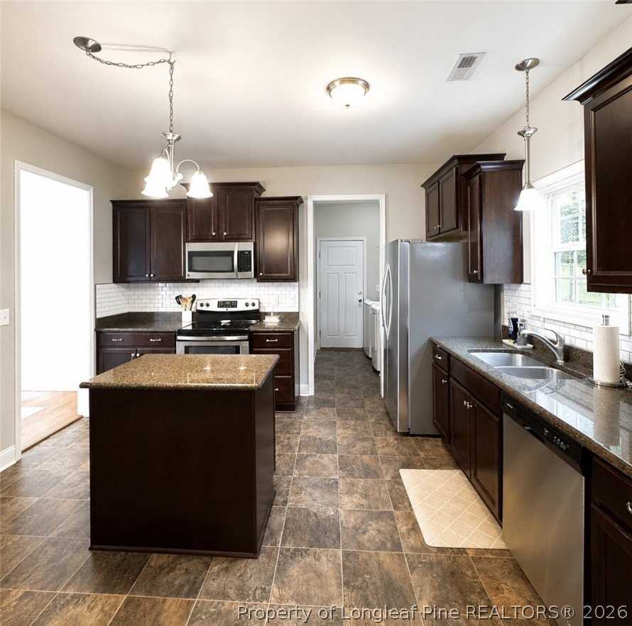 218 Himalayan Rd - Photo 6 of 31
