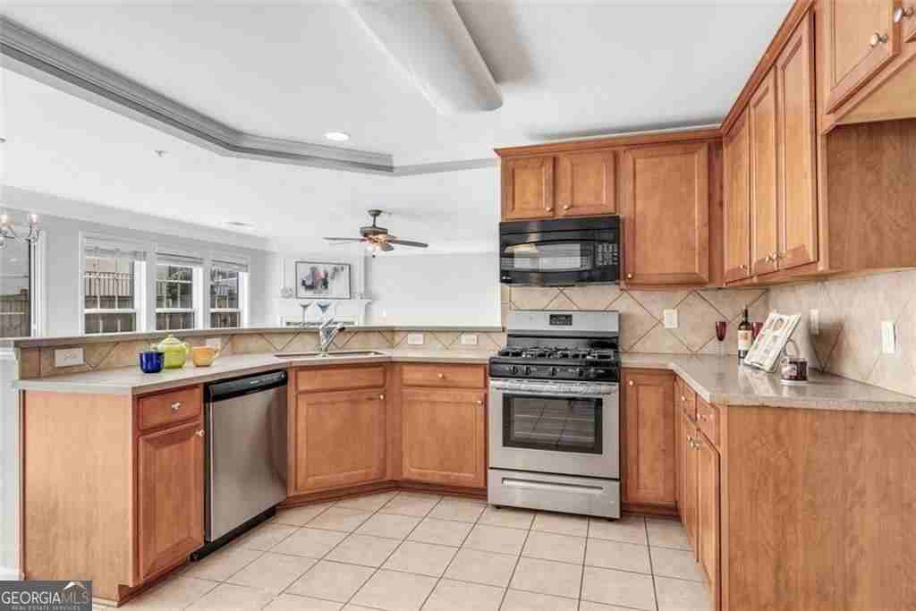 268 Balaban Cir - Photo 7 of 46