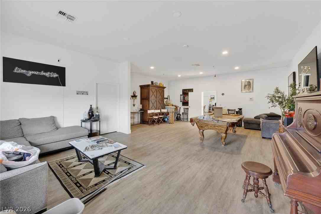 525 S 13th St - Photo 3 of 23