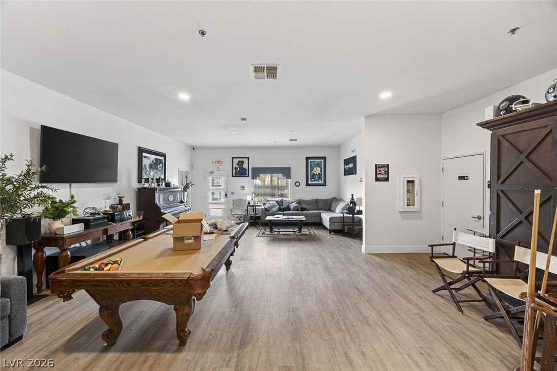 525 S 13th St - Photo 4 of 23