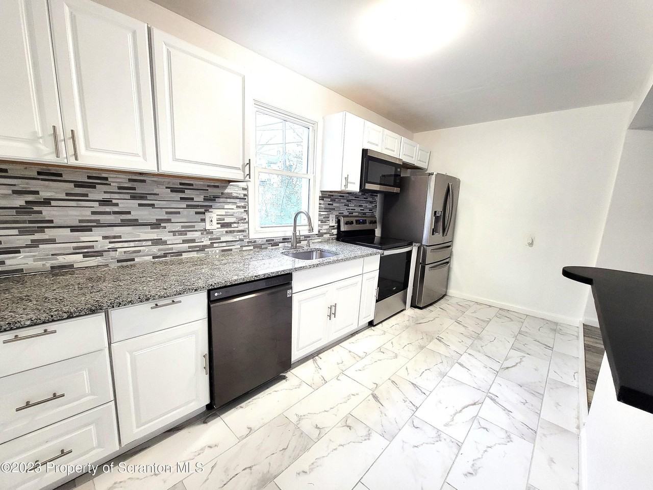 603 Spring St - Photo 3 of 13
