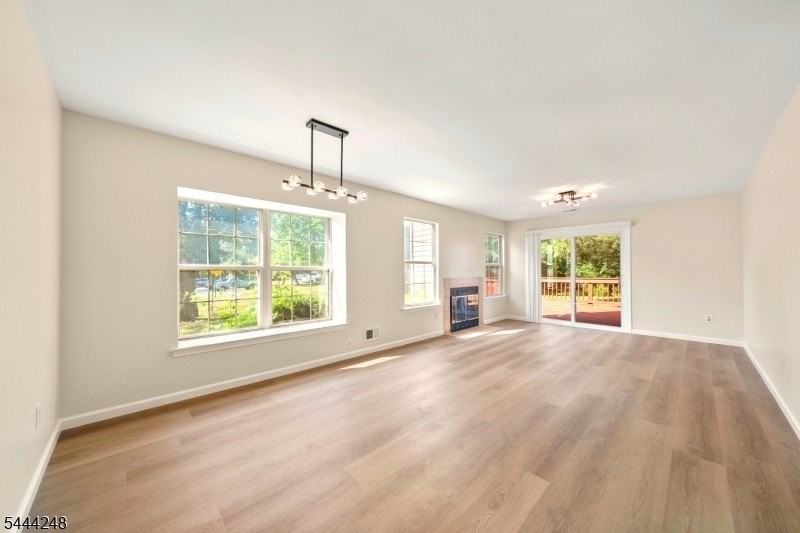 123 Harrow Dr - Photo 5 of 25
