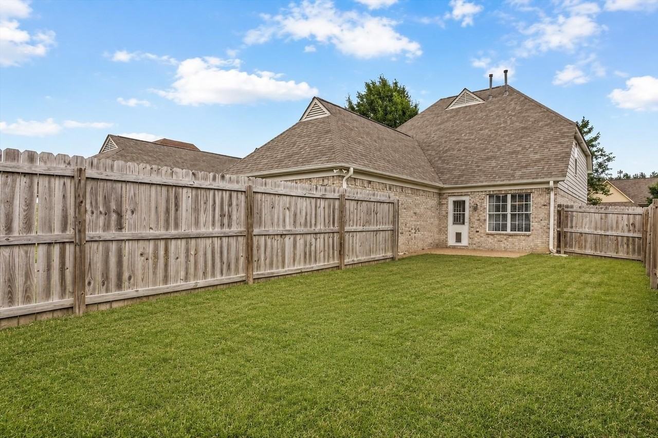 1153 Casentino St - Photo 4 of 10