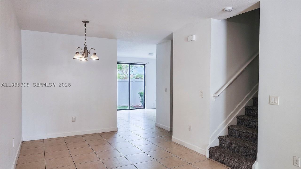 470 Ne 194th Ter #470 - Photo 3 of 27