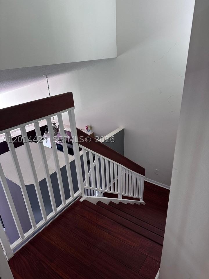 979 Coral Club Dr #979 - Photo 4 of 17