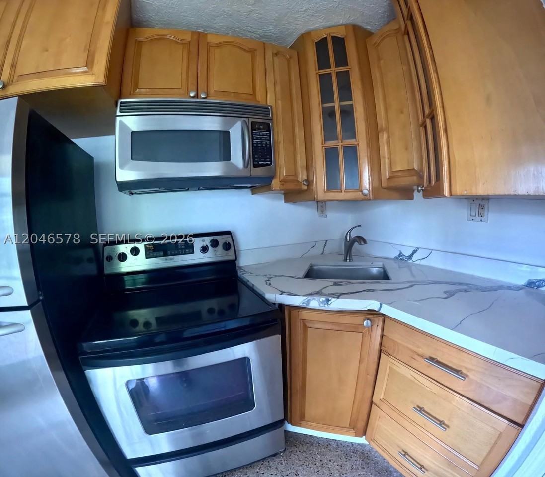 5720 Sw 38th Ct #5720 - Photo 7 of 39