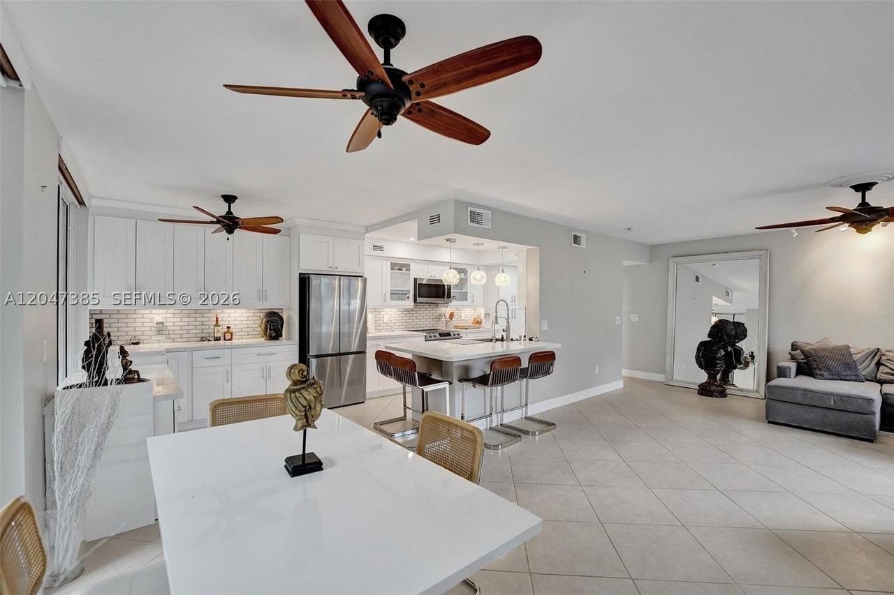 1430 Sheridan St #1G - Photo 7 of 46