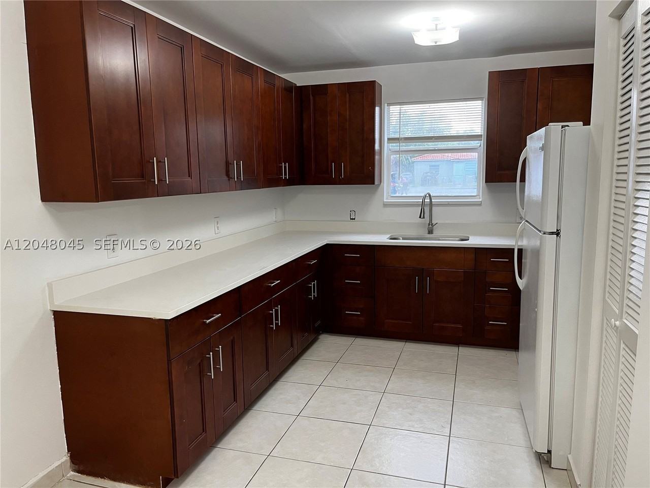 181 Nw 47th Ave #9 - Photo 2 of 16