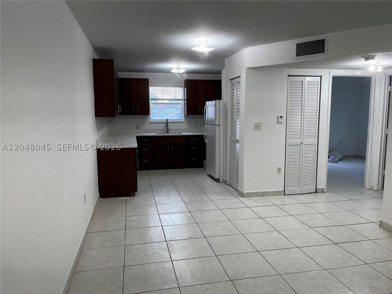181 Nw 47th Ave #9 - Photo 4 of 16
